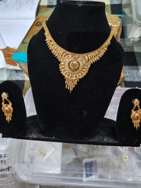 Necklace (Gold Plated)