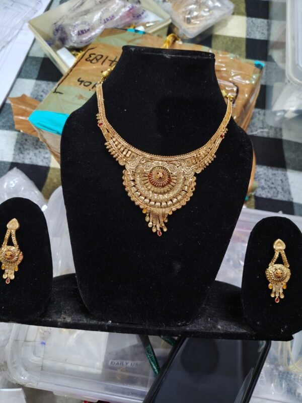 Necklace (Gold Plated)