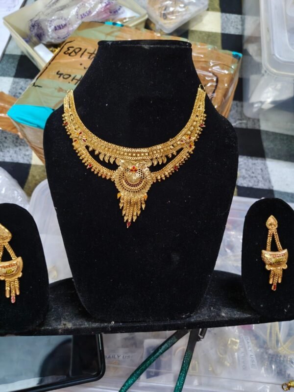 Necklace (Gold Plated)